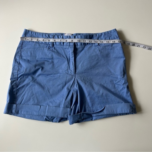 Lands' End Blue Bermuda Shorts Relaxed Fit - Picture 8 of 8